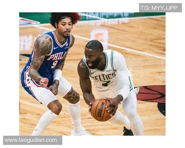 塔图姆今日火力全开状态爆棚攻防俱佳稳坐全场最佳宝座